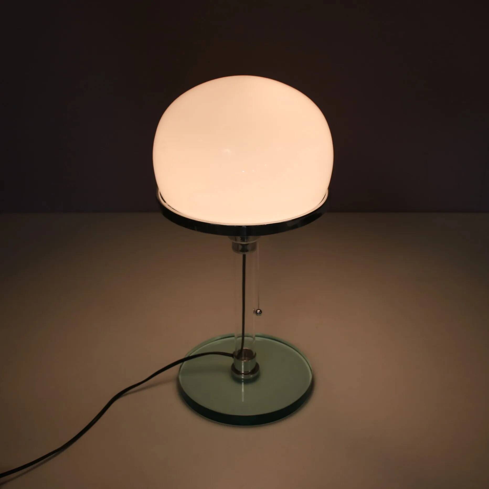 Lampe de table de style Bauhaus des années 1990, par Metalarte, Espagne