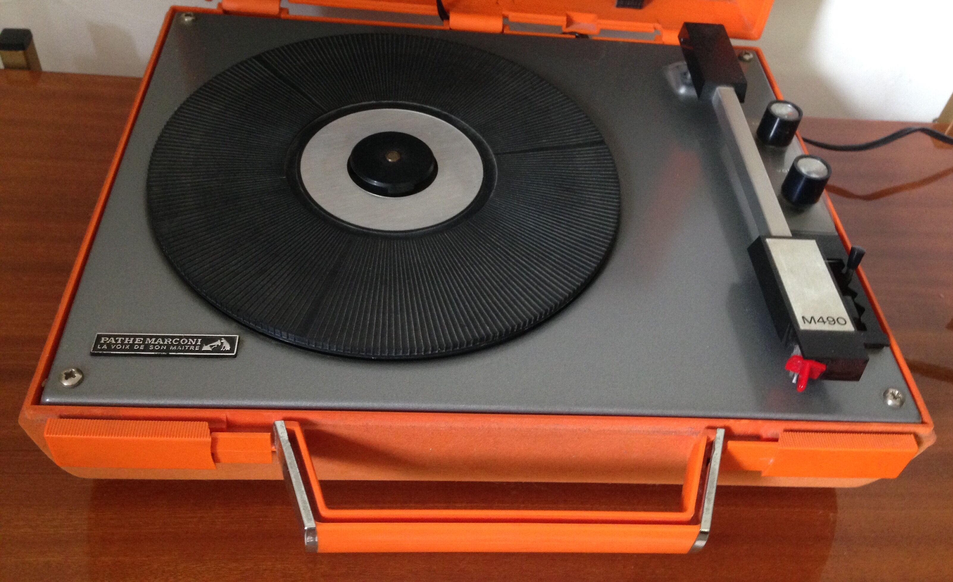 Platine vinyle, tourne disque Pathé Marconi années 70