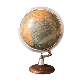 Light earth globe