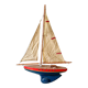 Voilier de bassin "modèle 400" navigable en bois, jouet ancien de la fameuse marque française Tirot