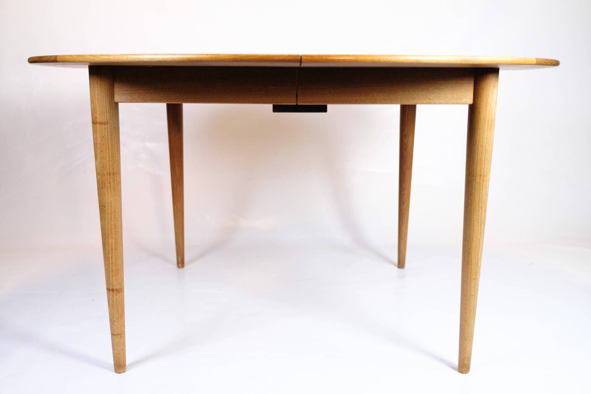 Table à manger ronde avec rallonges - Teck - Grete Jalk - P. Jeppesen - Années 1960