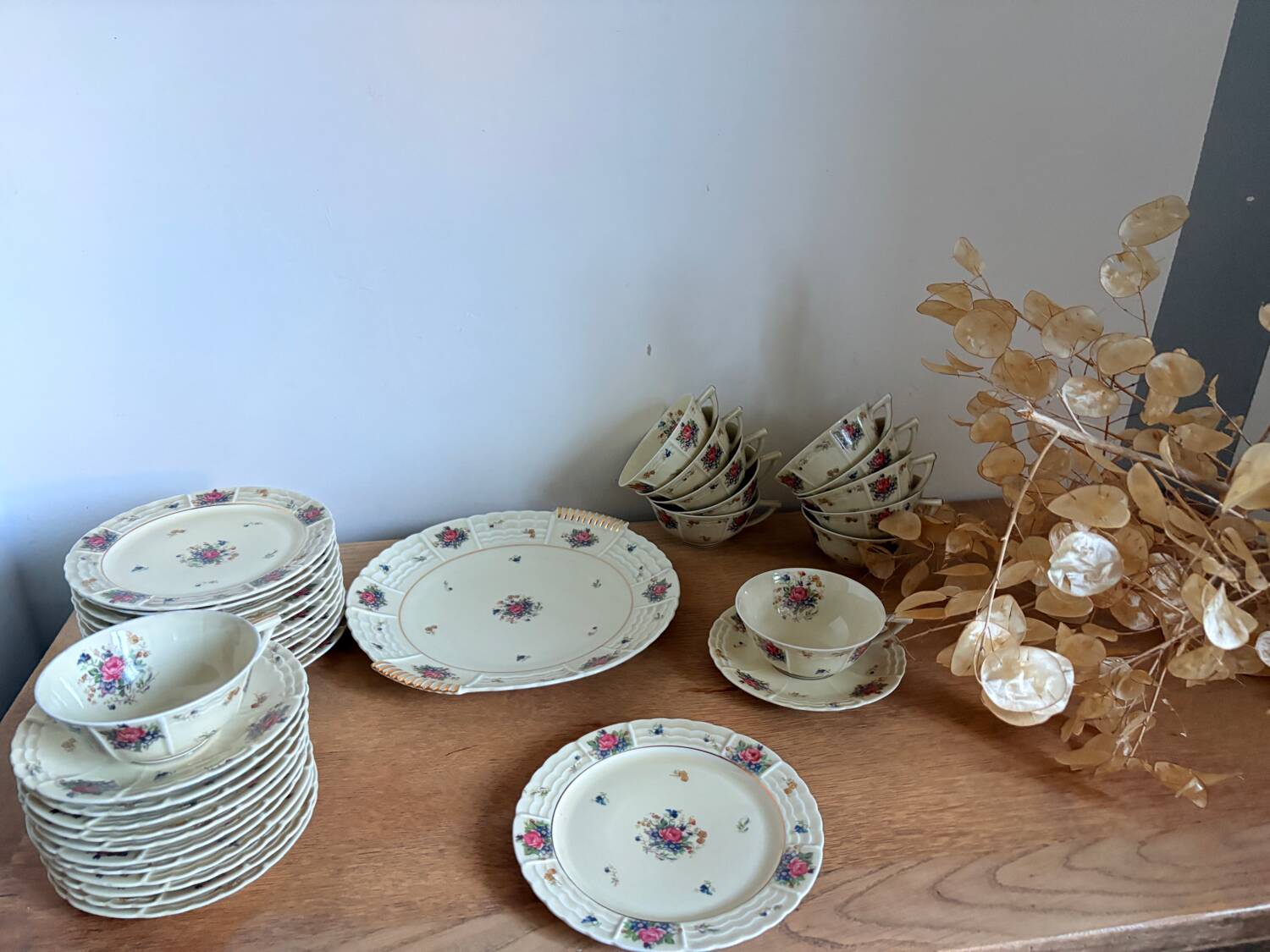 Service à dessert en porcelaine fine de Limoges