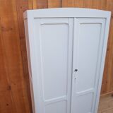 Armoire parisienne
