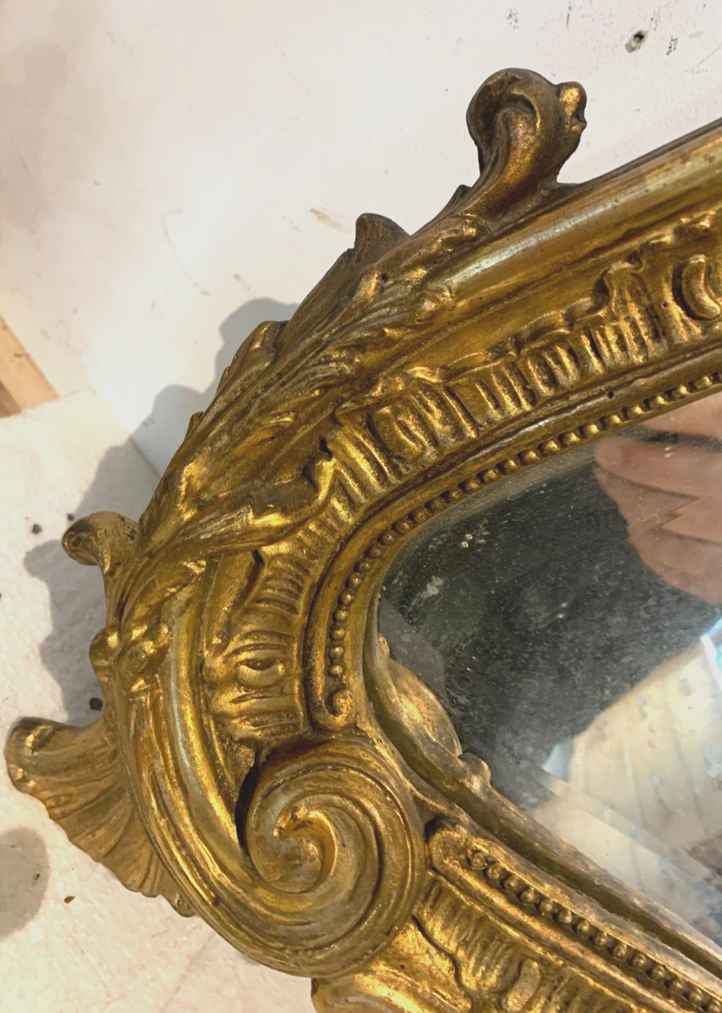 Mirror rocaille style Louis XV in wood and gilded stucco XX century