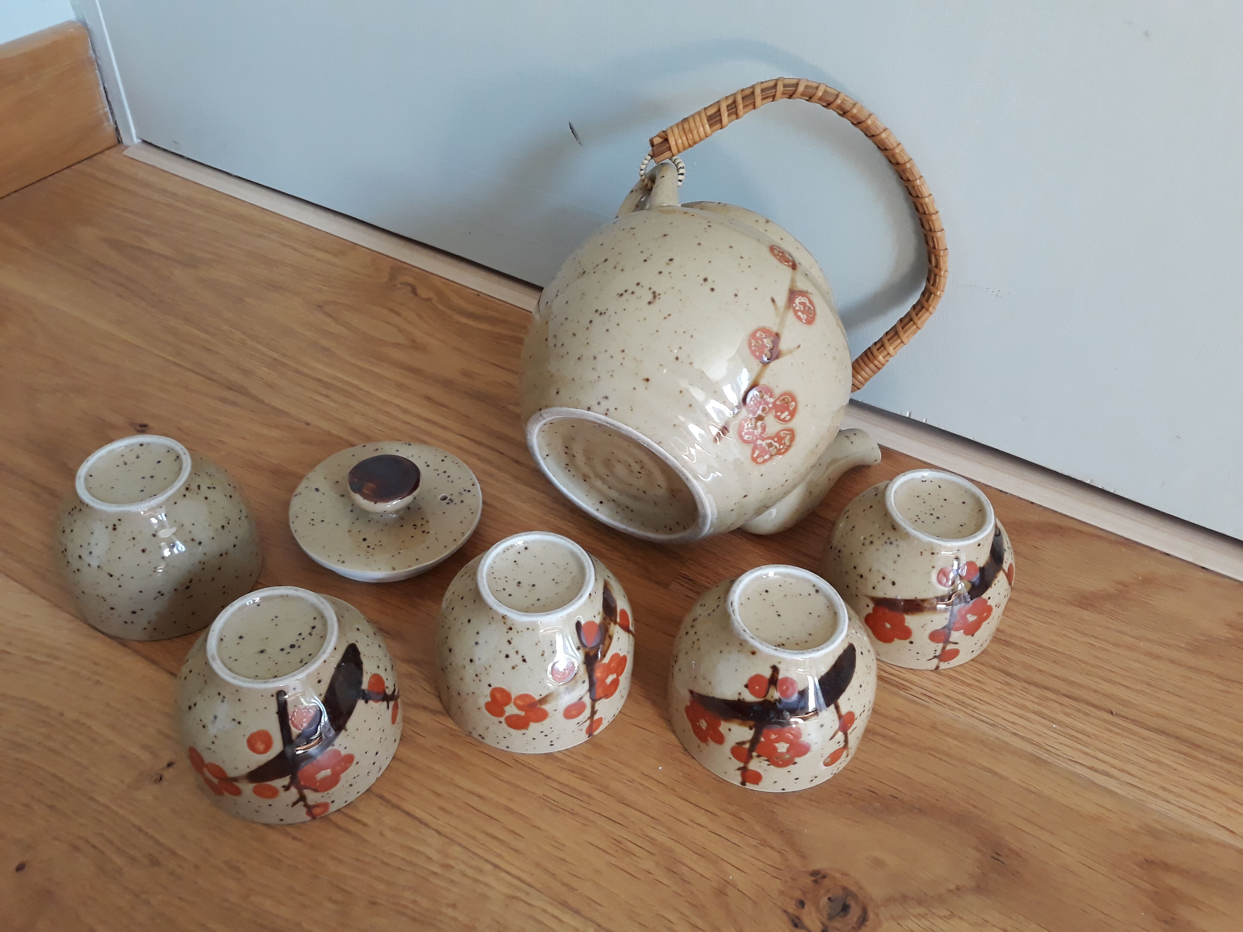 Enamelled ceramic tea service Japanese style décor