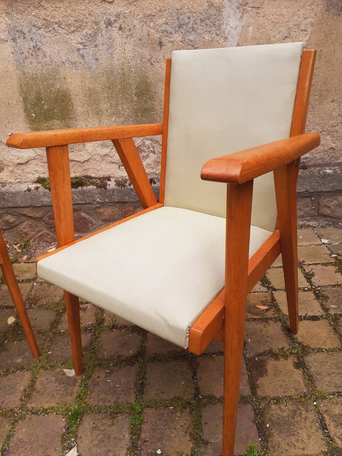Paire de fauteuils année 50 pieds compas