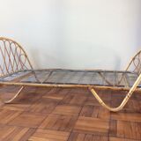 Rattan basket bed