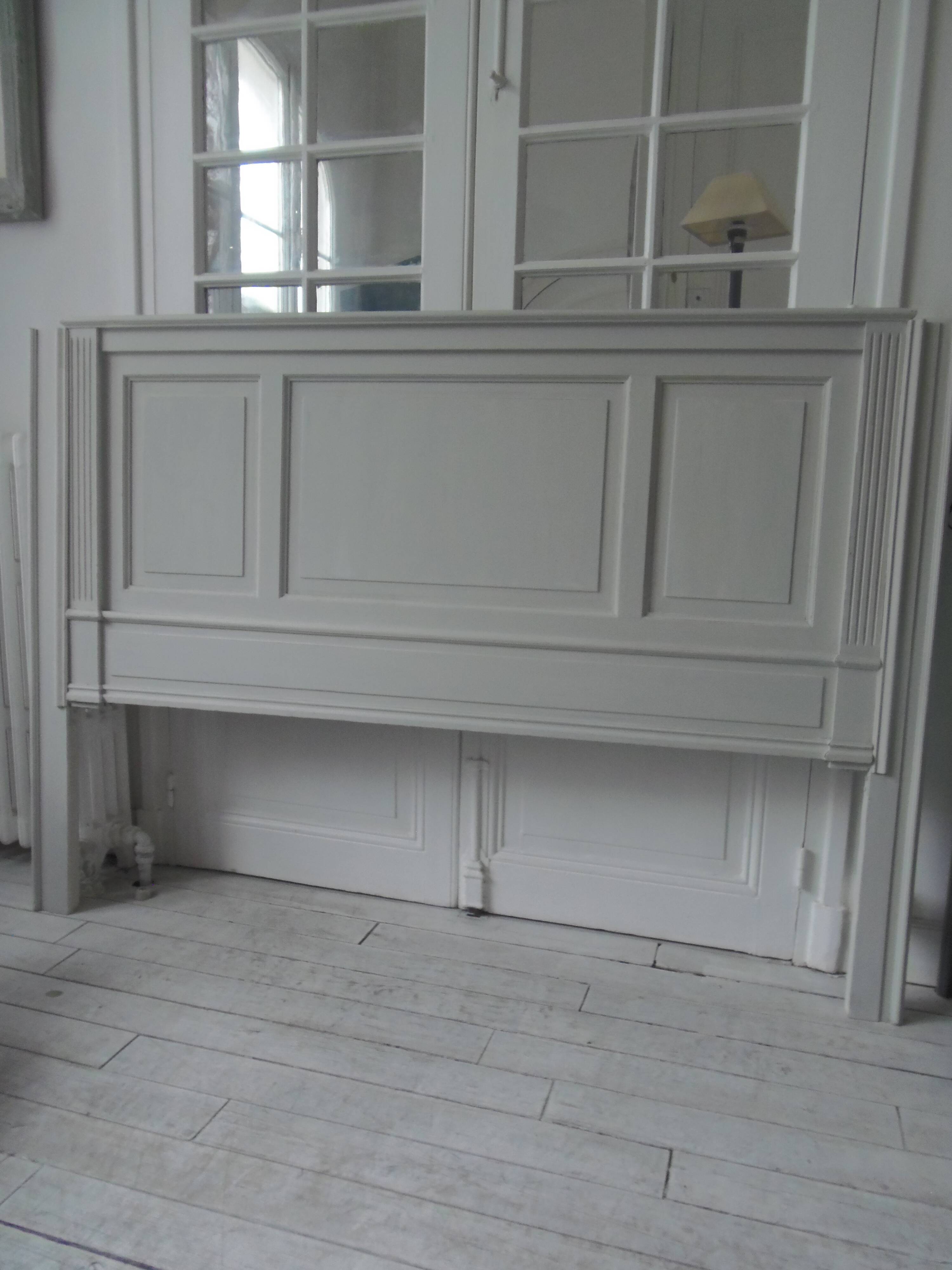 Headboard from the 1930s for a 160 bed in pearl gray patinated solid oak