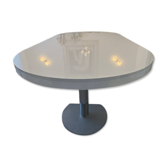 Table Ligne Roset blanche laquée