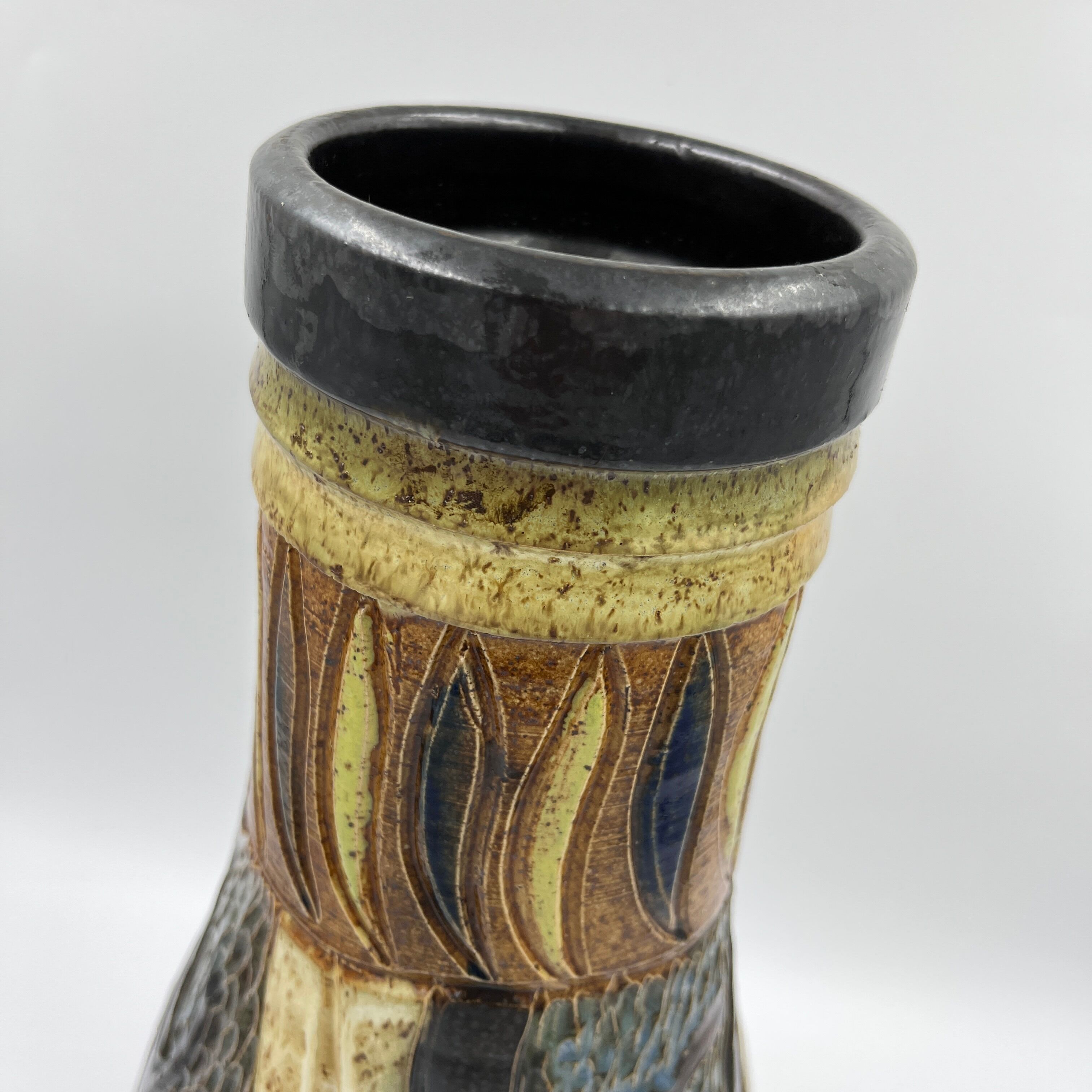 Guerin terracotta vase