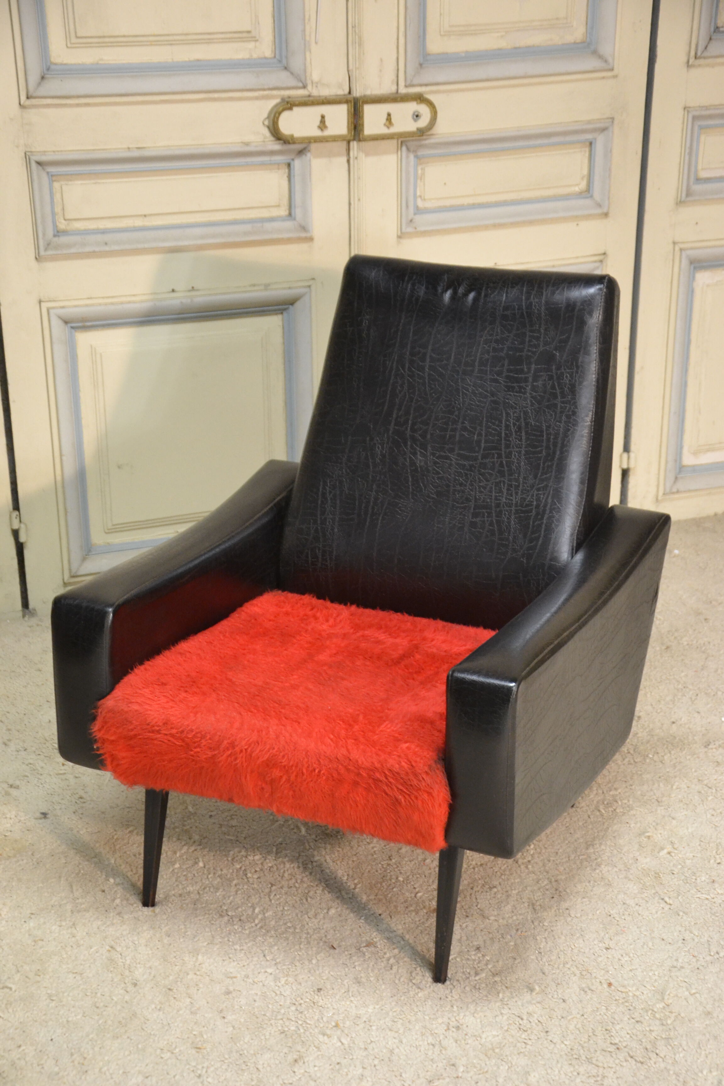 Lounge chair from the 1950s-60s