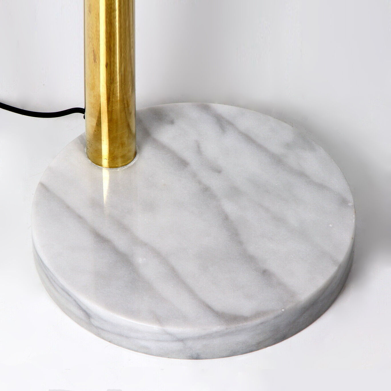 Large lamp arc 5 fires foot marble Reggiani. Italy, 70s