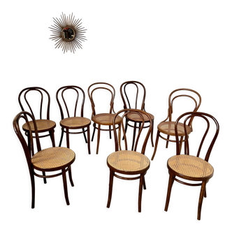 Lot 8 chaises de bistrot ou ferme en bois courbé assise cannée / vintage populaire