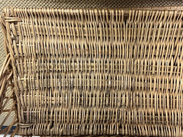 Banquette coffre en rotin vintage