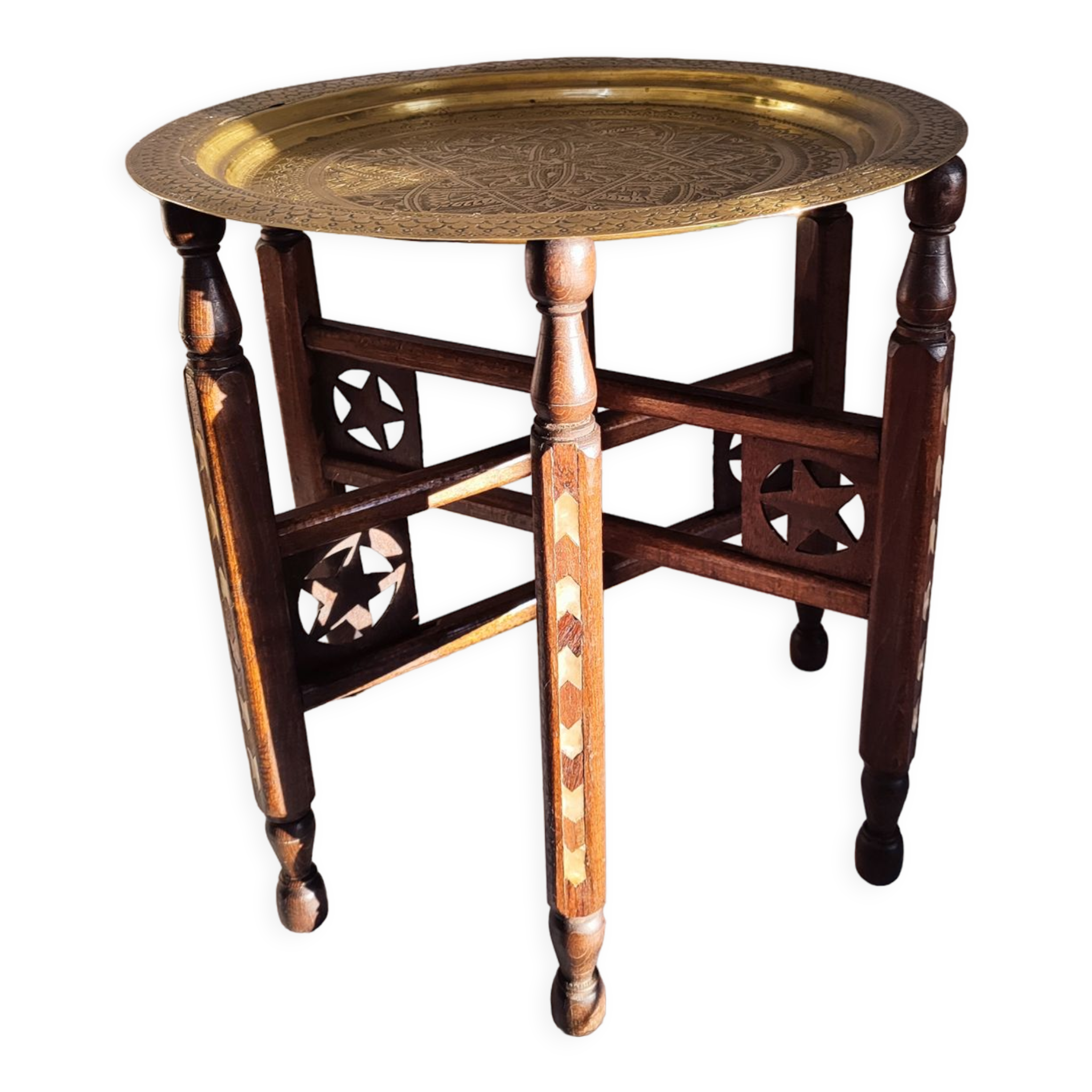 Table basse en bois nacre et plateau en laiton, travail Syrien