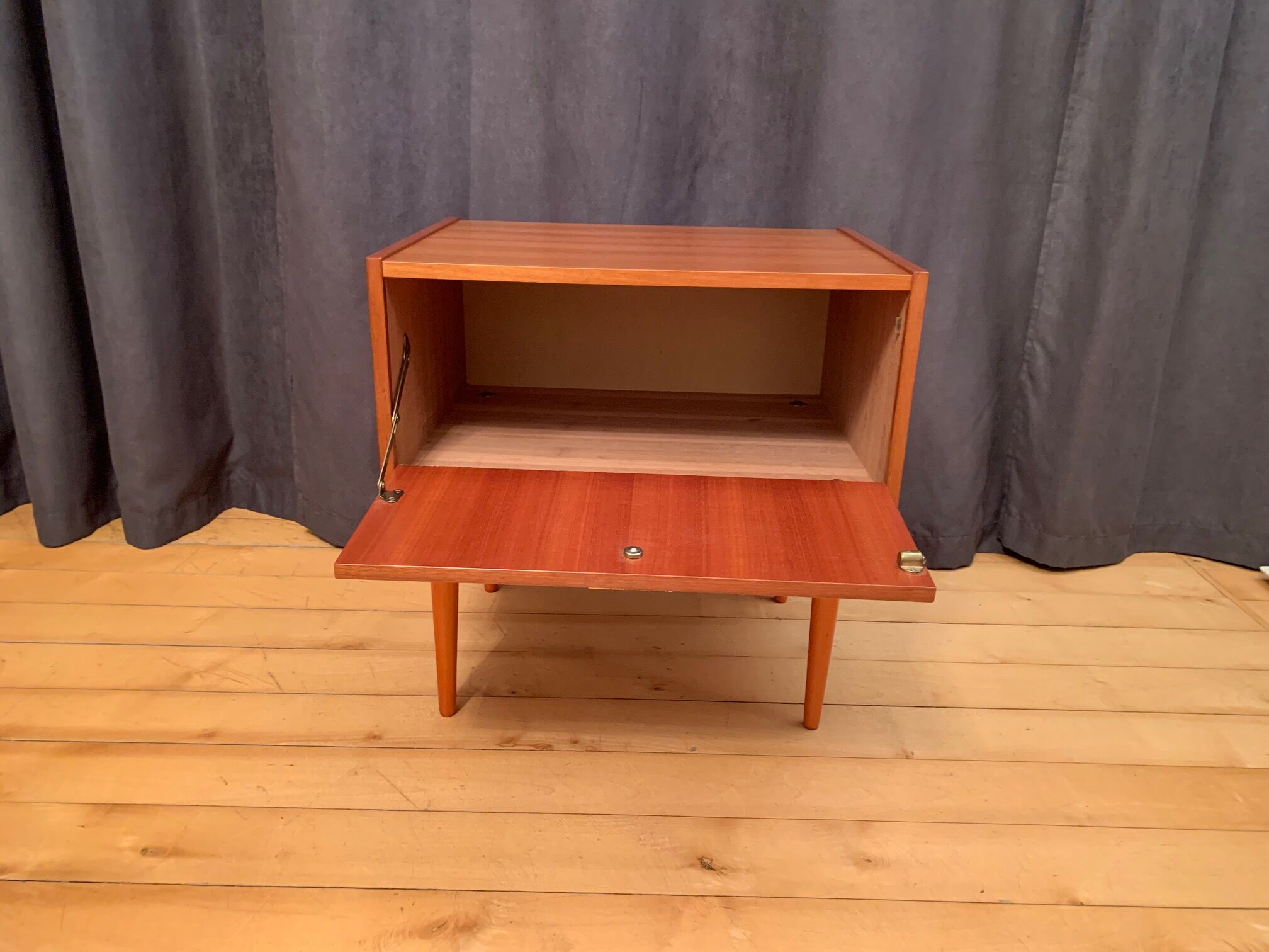 VEB Möbelfabrik nightstand, Germany, 1960s