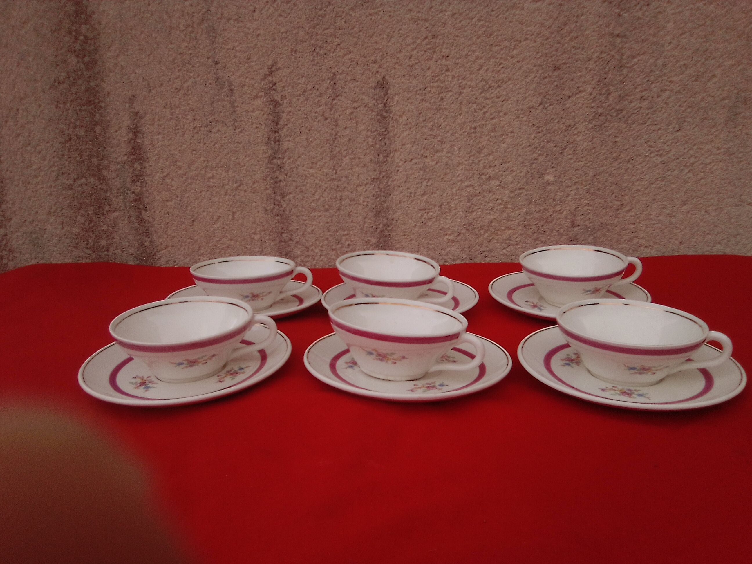 6 coffee cups with saucer in gien faience