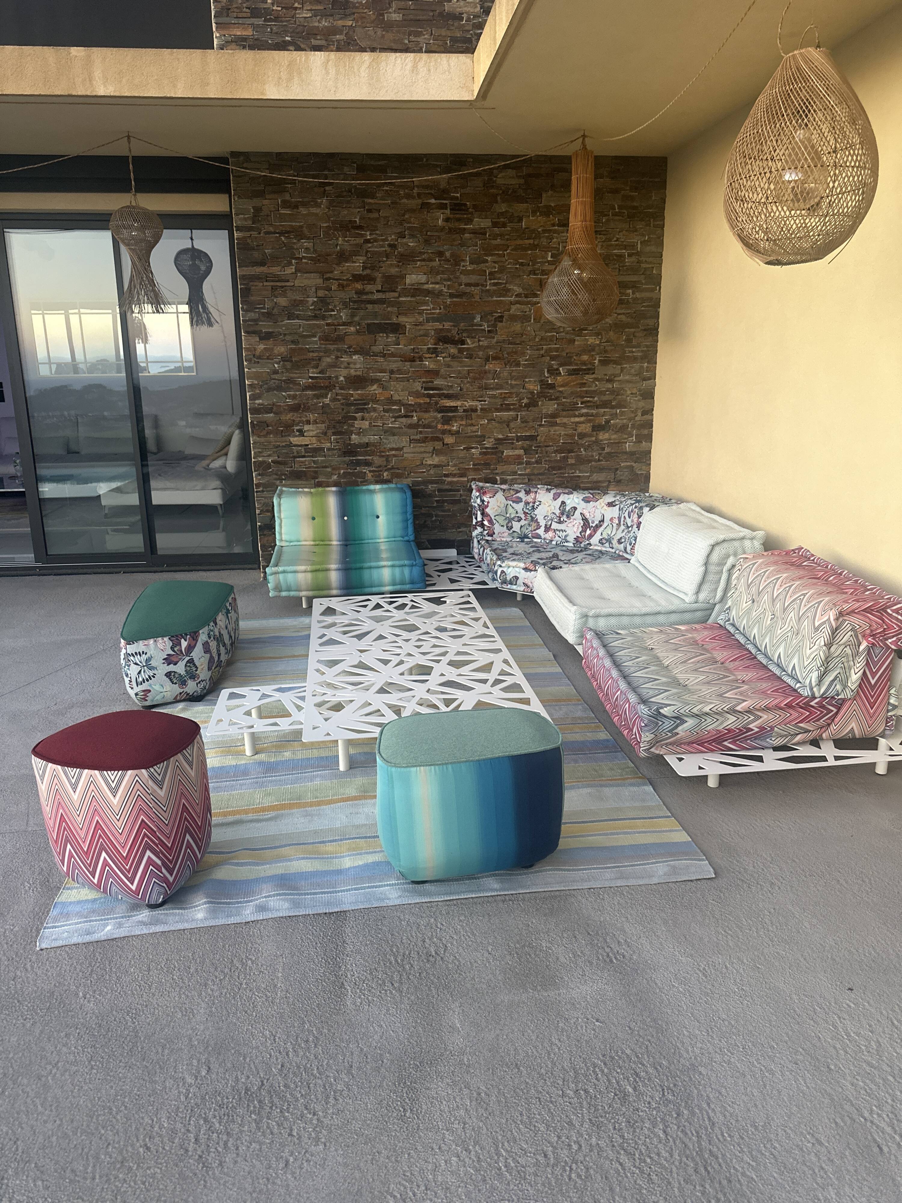 My outdoor jong roche bobois