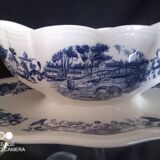 Set of a gravy boat and 2 Sarreguemines ceramic ravines, Derby model