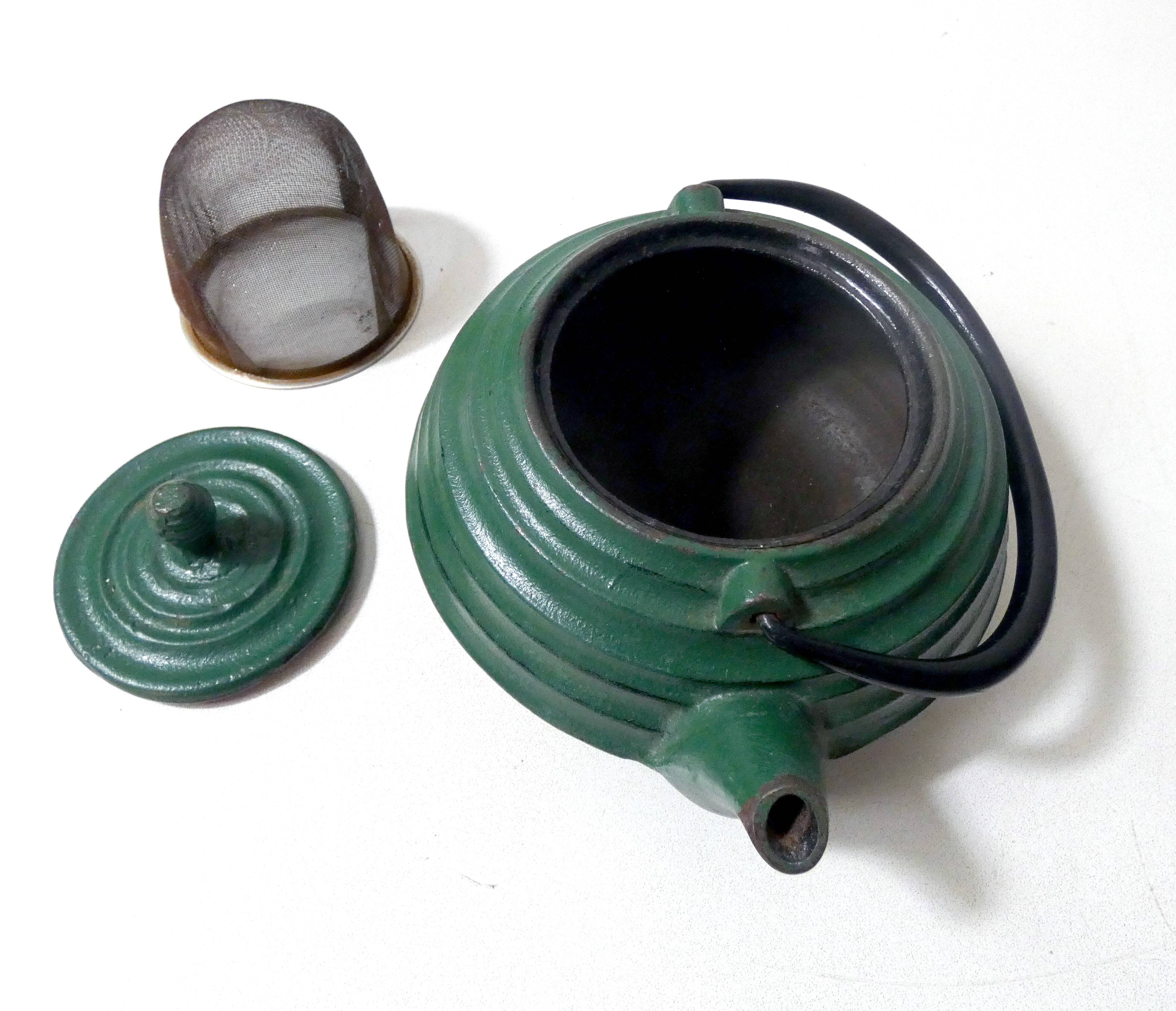 Cast iron teapot