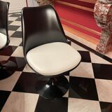 Tulip armless chairs by Eero Saarinen for Knoll