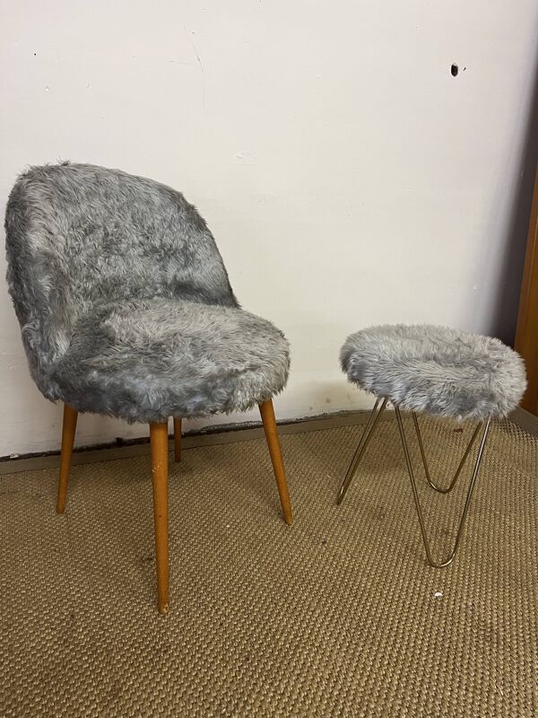 Fauteuil et tabouret moumoute vintage