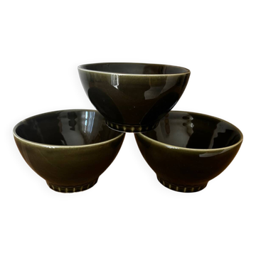 Vintage set of 3 numbered olive green bowls