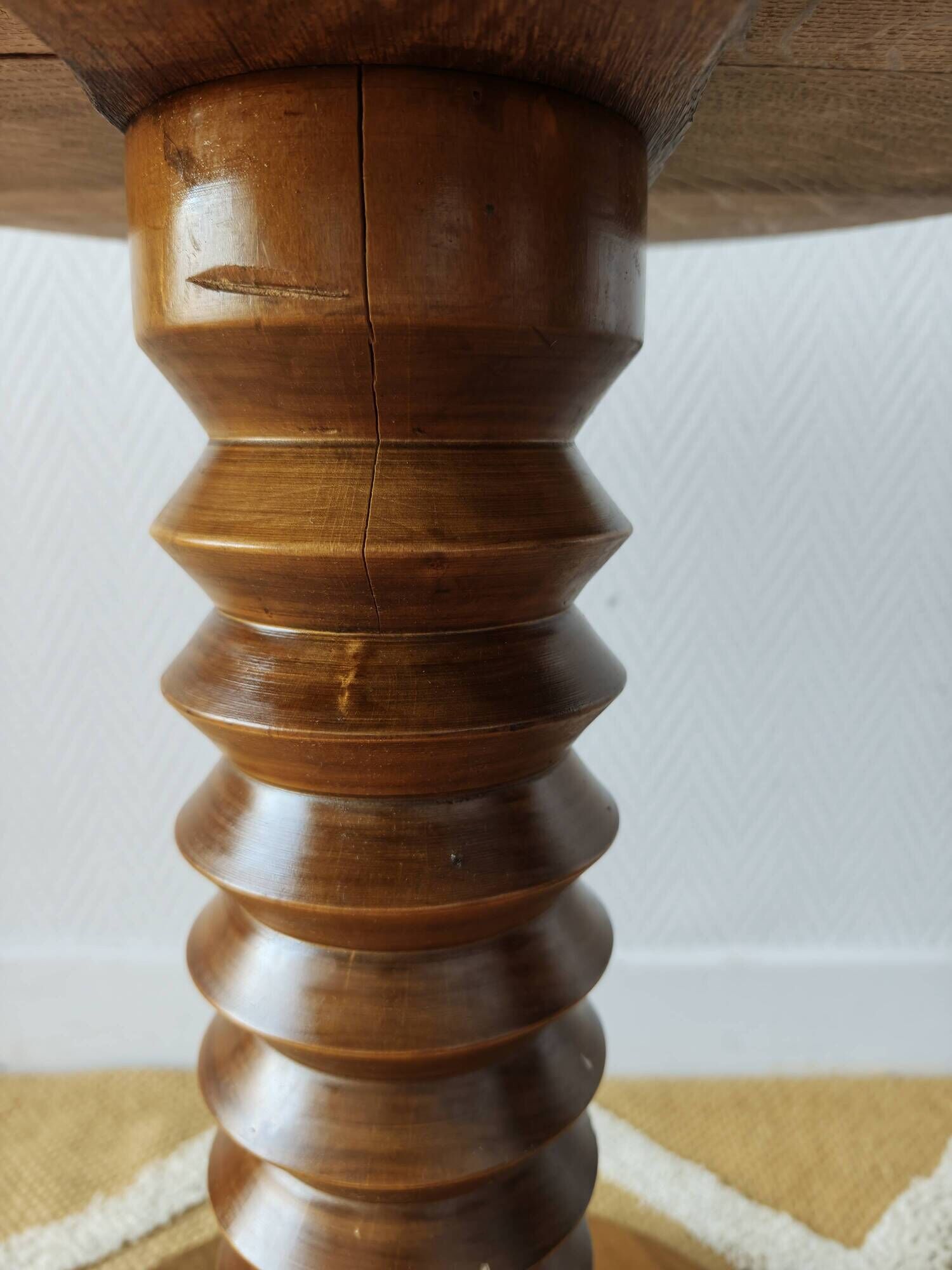 Wooden turned gueridon in the style of Charles Dudouyt – 1940s-50s