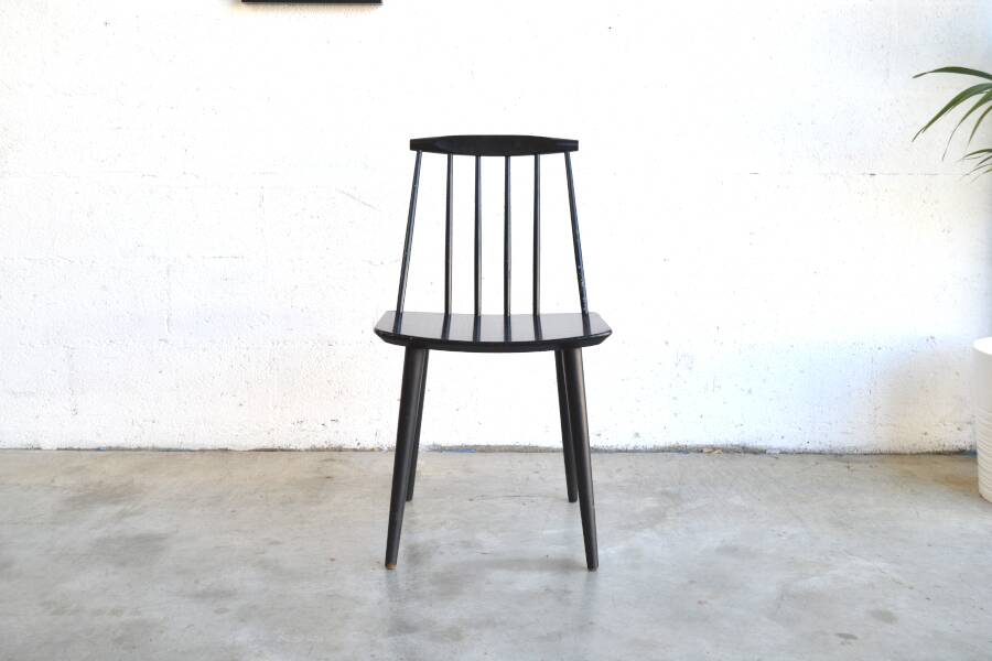 Set of four chairs by Folke Pâlsson, model J77