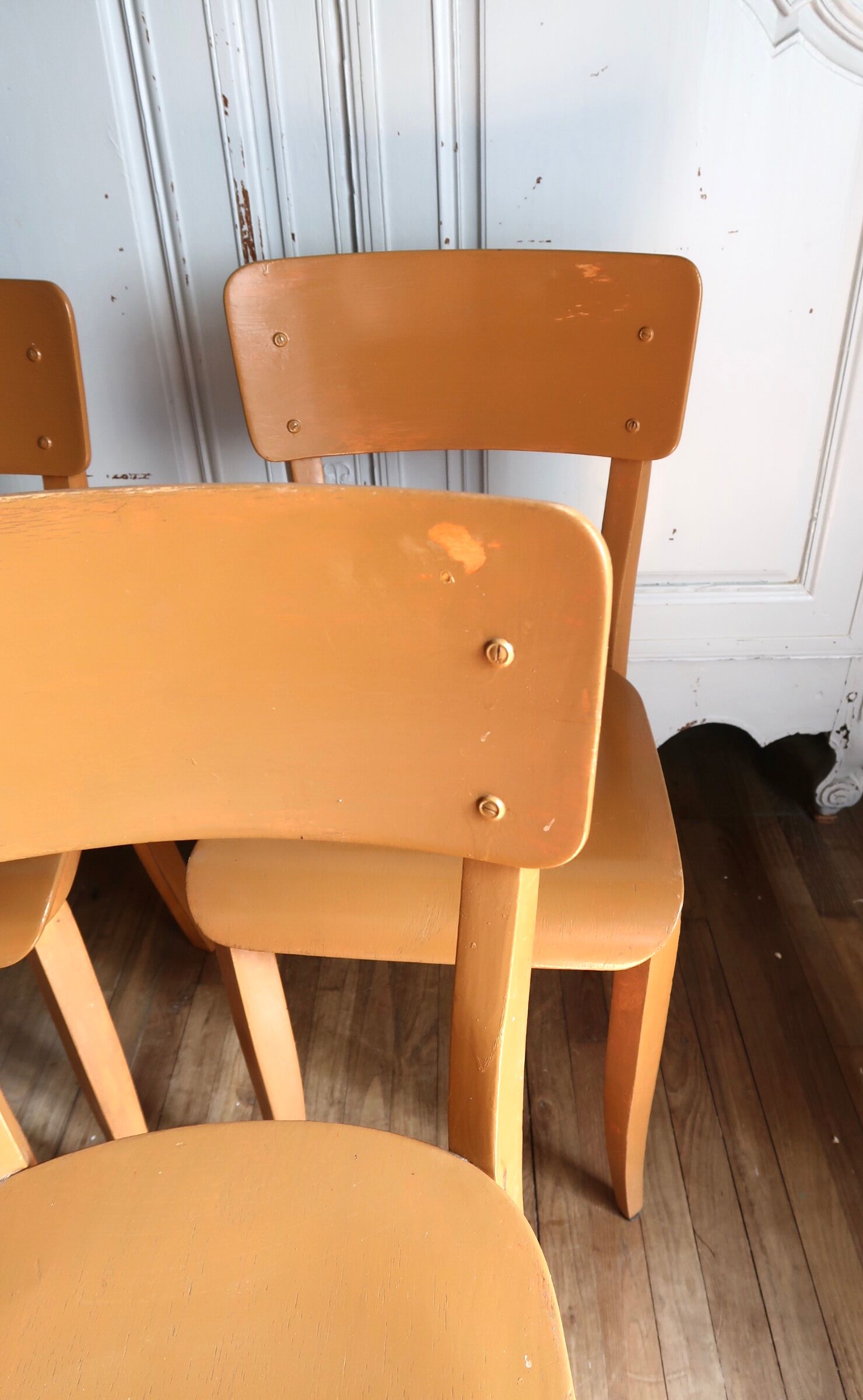 Lot de 4 chaises bistrot en bois peint