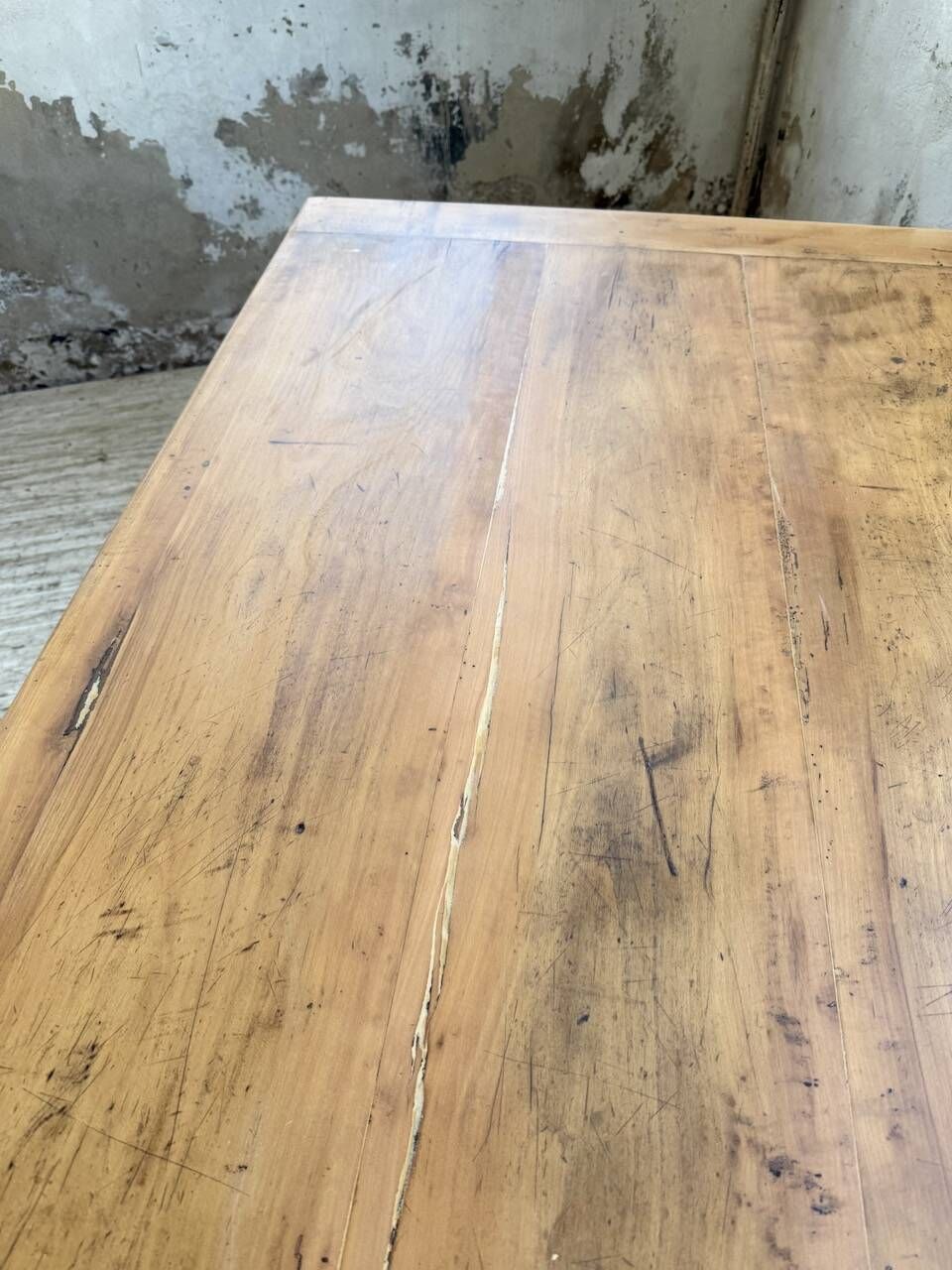 Cherry farmhouse table with spindle legs, 1950s
