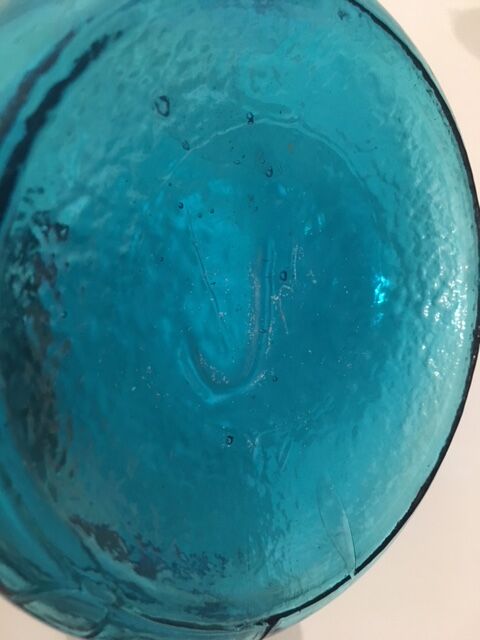 Demijohn, of volume 2L