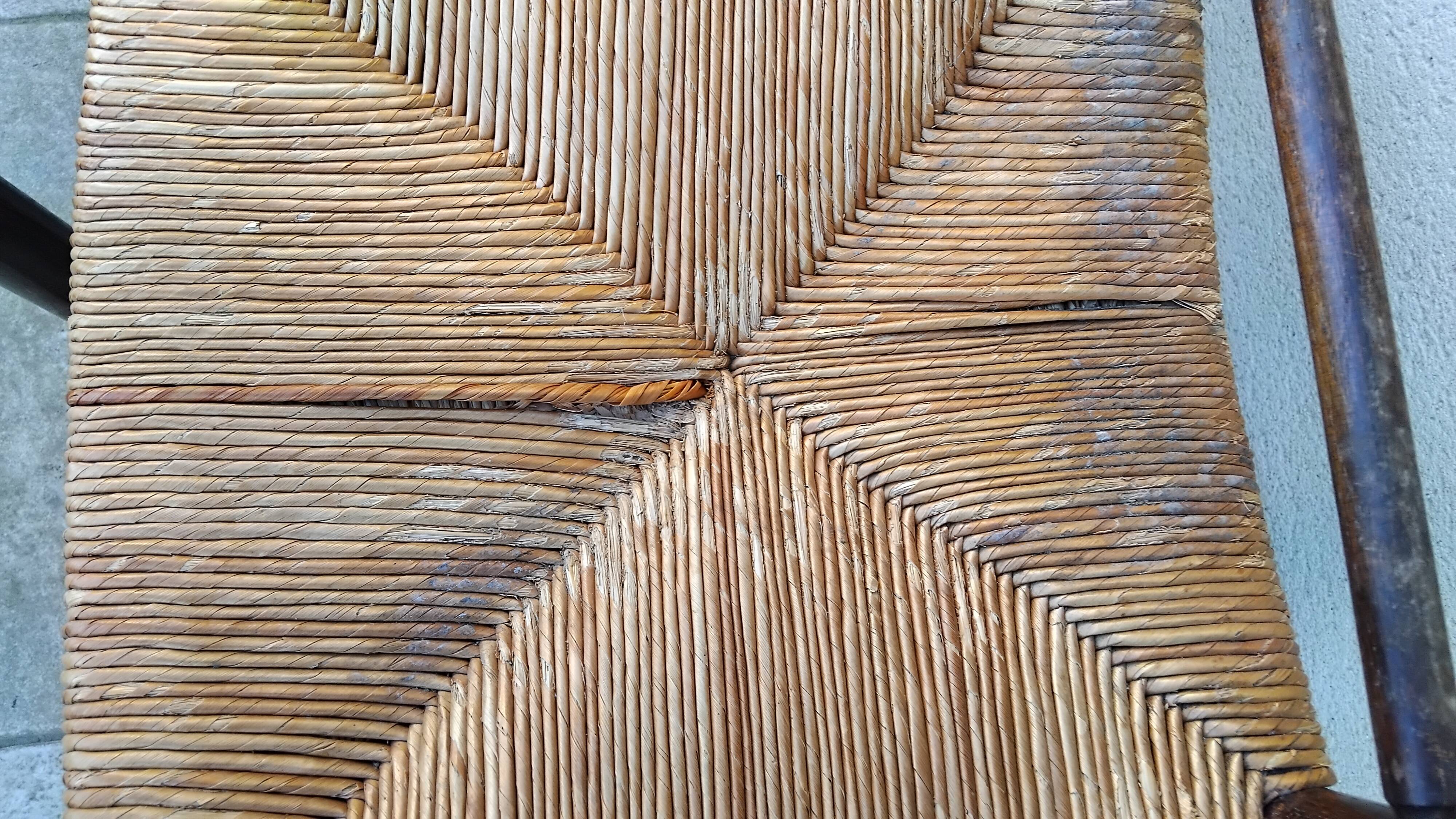 8 vintage straw chairs from the 1950s.