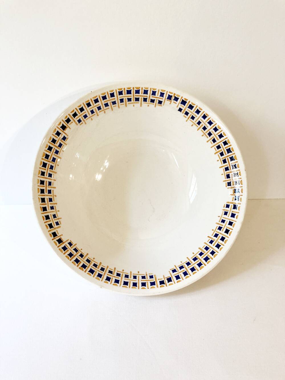 Large round dish/salad bowl from Faïencerie Nouvelle de Givors, "Maryse" model