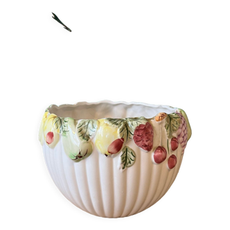 Cache pot in slip decorated with fruit