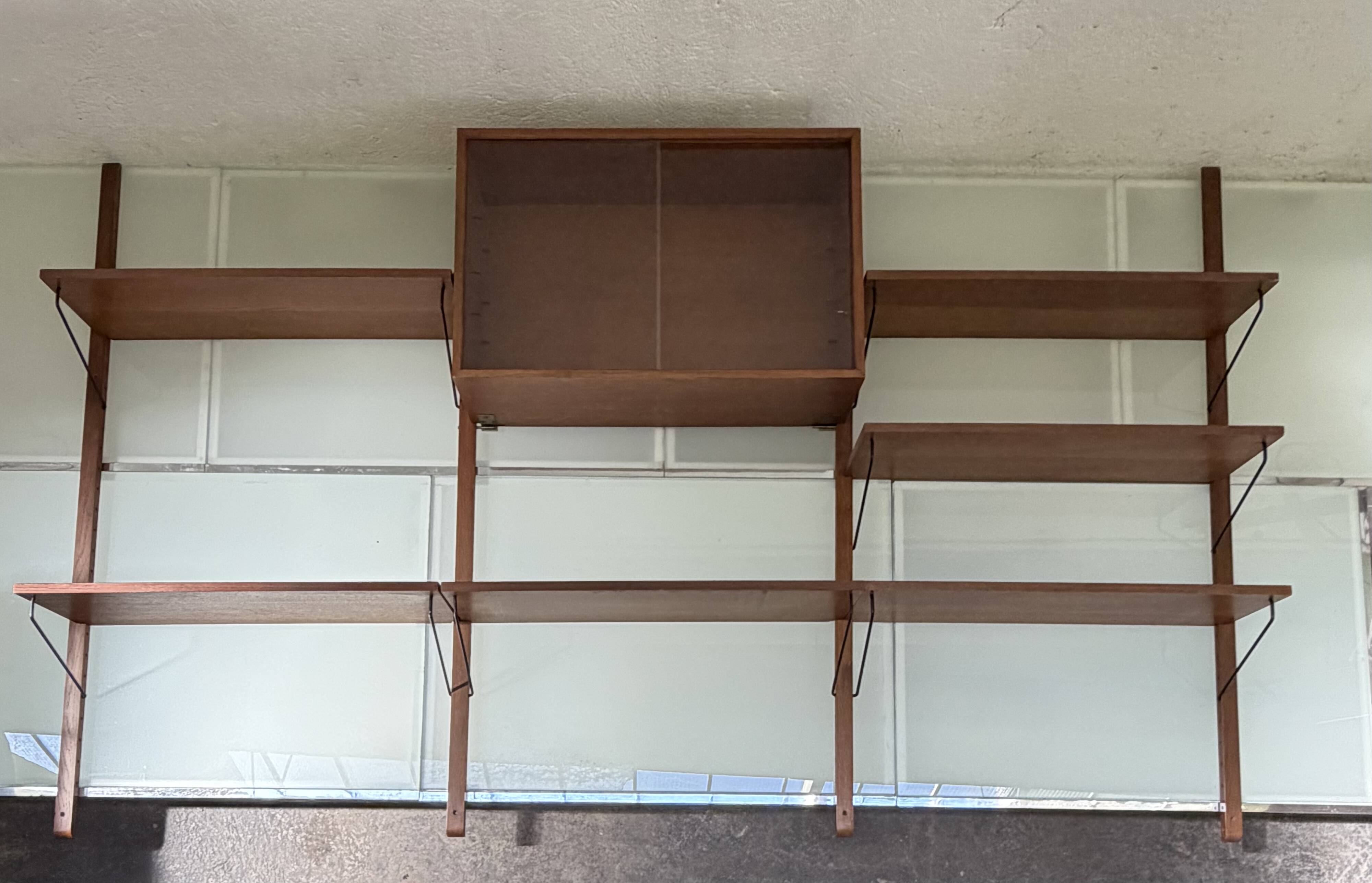 Modular wall shelf Poul Cadovius