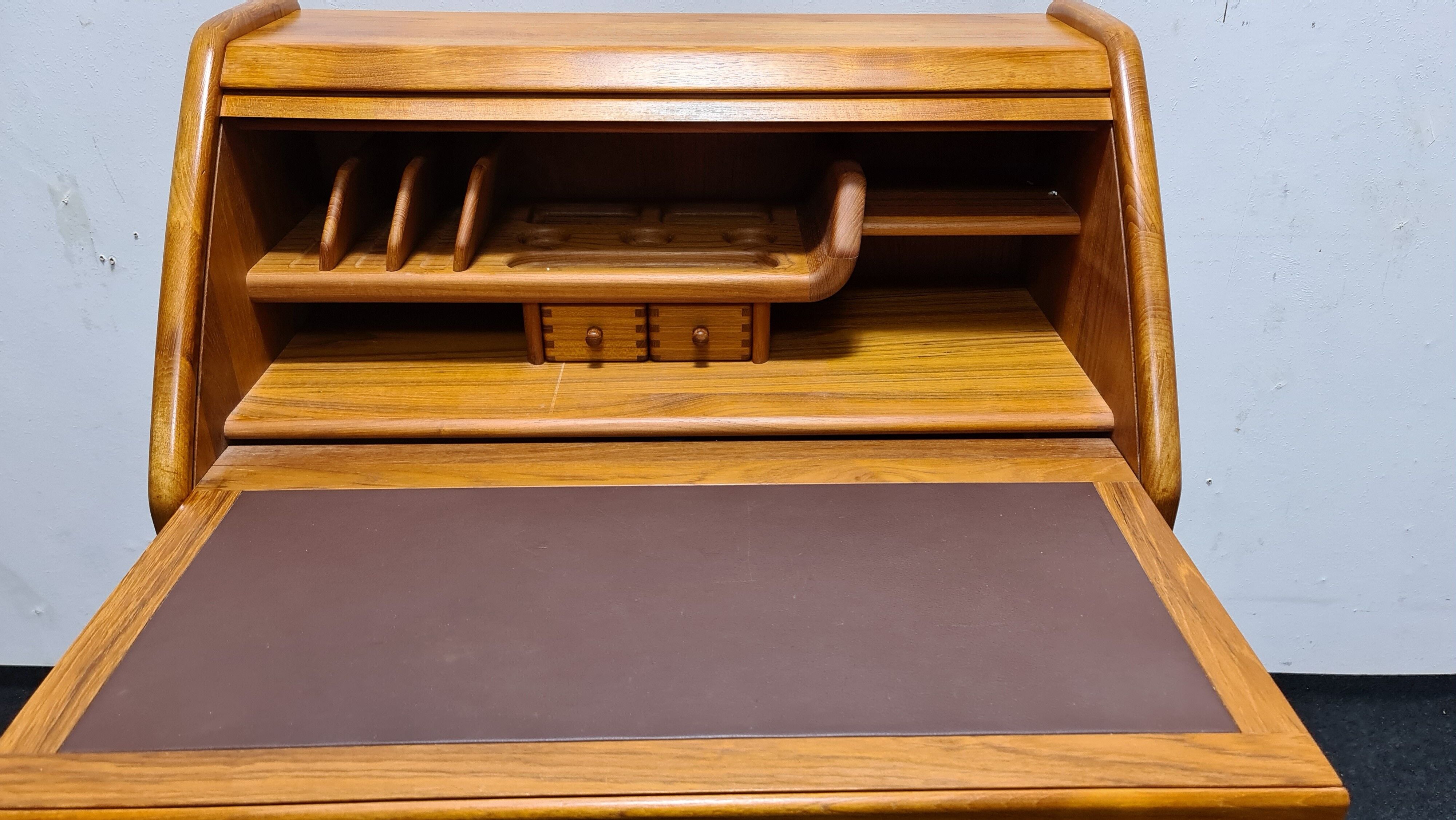 Secrétaire au design danois en teck par Langeskov Møbelfabrik A/S