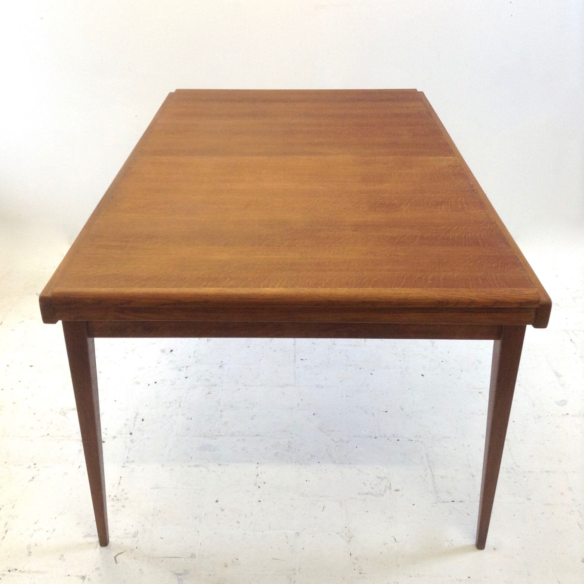 Table de salle à manger
