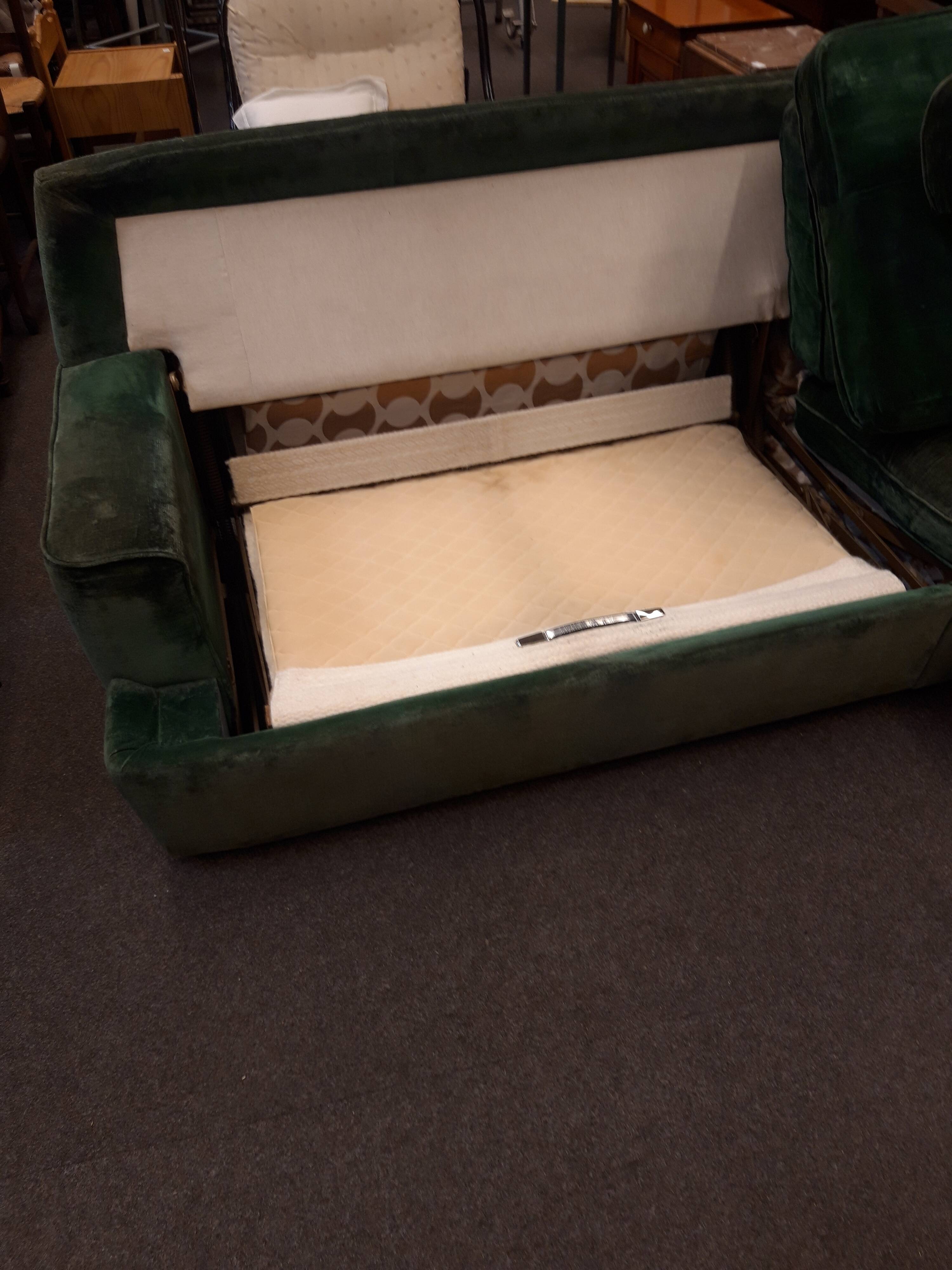 Velvet sofa 4 places convertible double bed