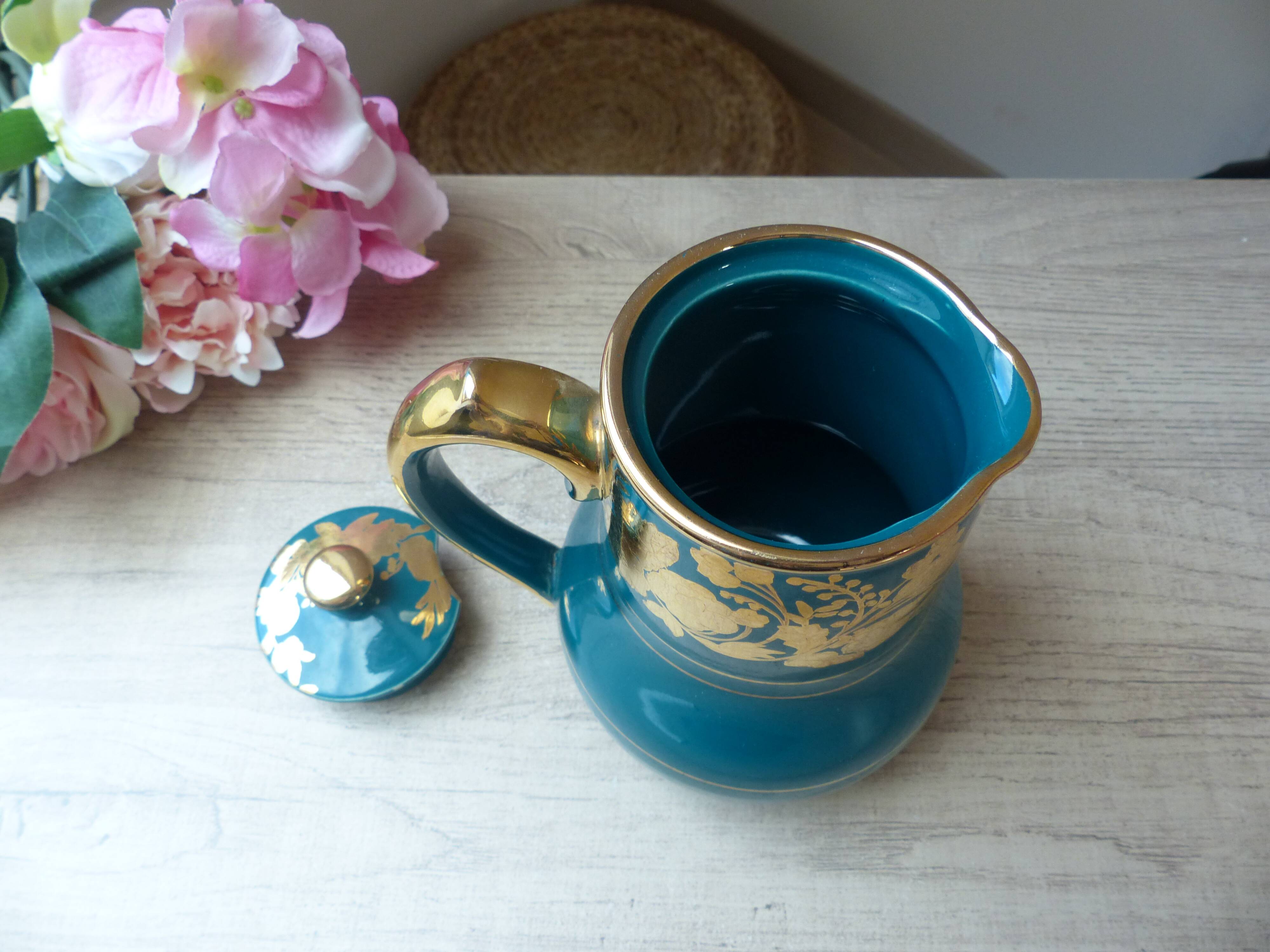 Old and rare green Sadler ceramic coffee maker with gold patterns, Vintage 1950 English coffee maker