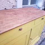Buffet de campagne jaune citron