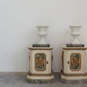 Pair of Capuani Este Vases in white lacquered ceramic, Italy '900
