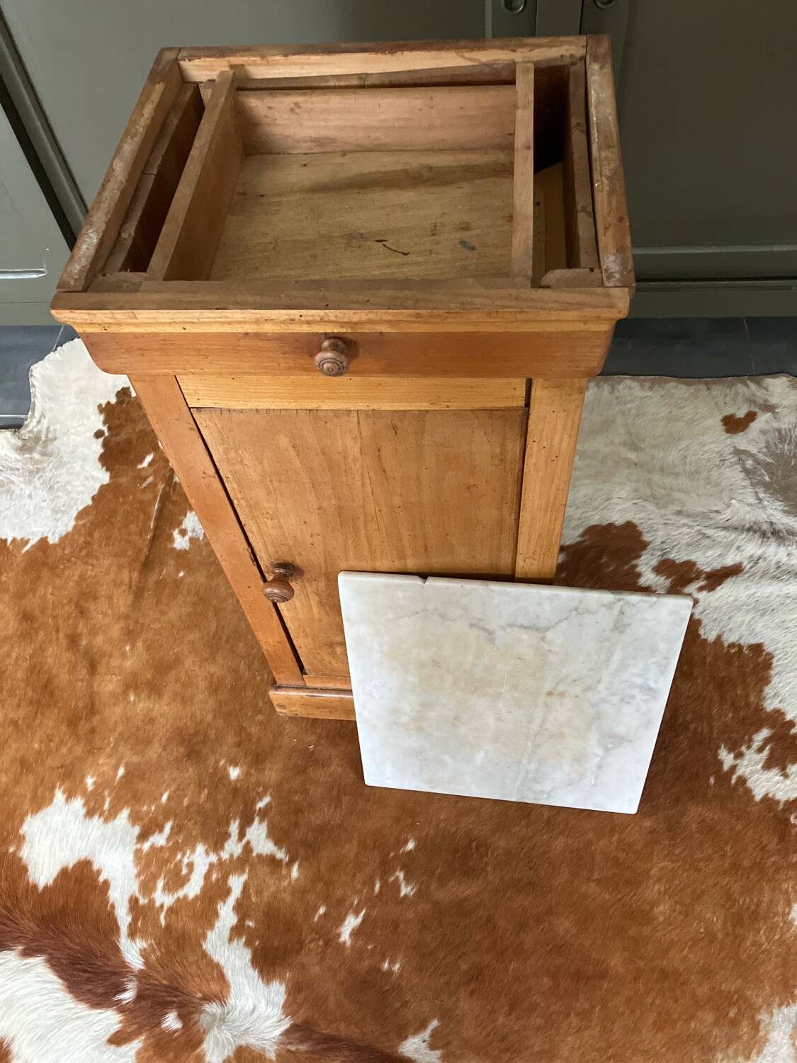 Table de chevet