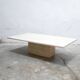 Table basse vintage en travertin