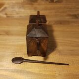 Salière et poivrière en bois