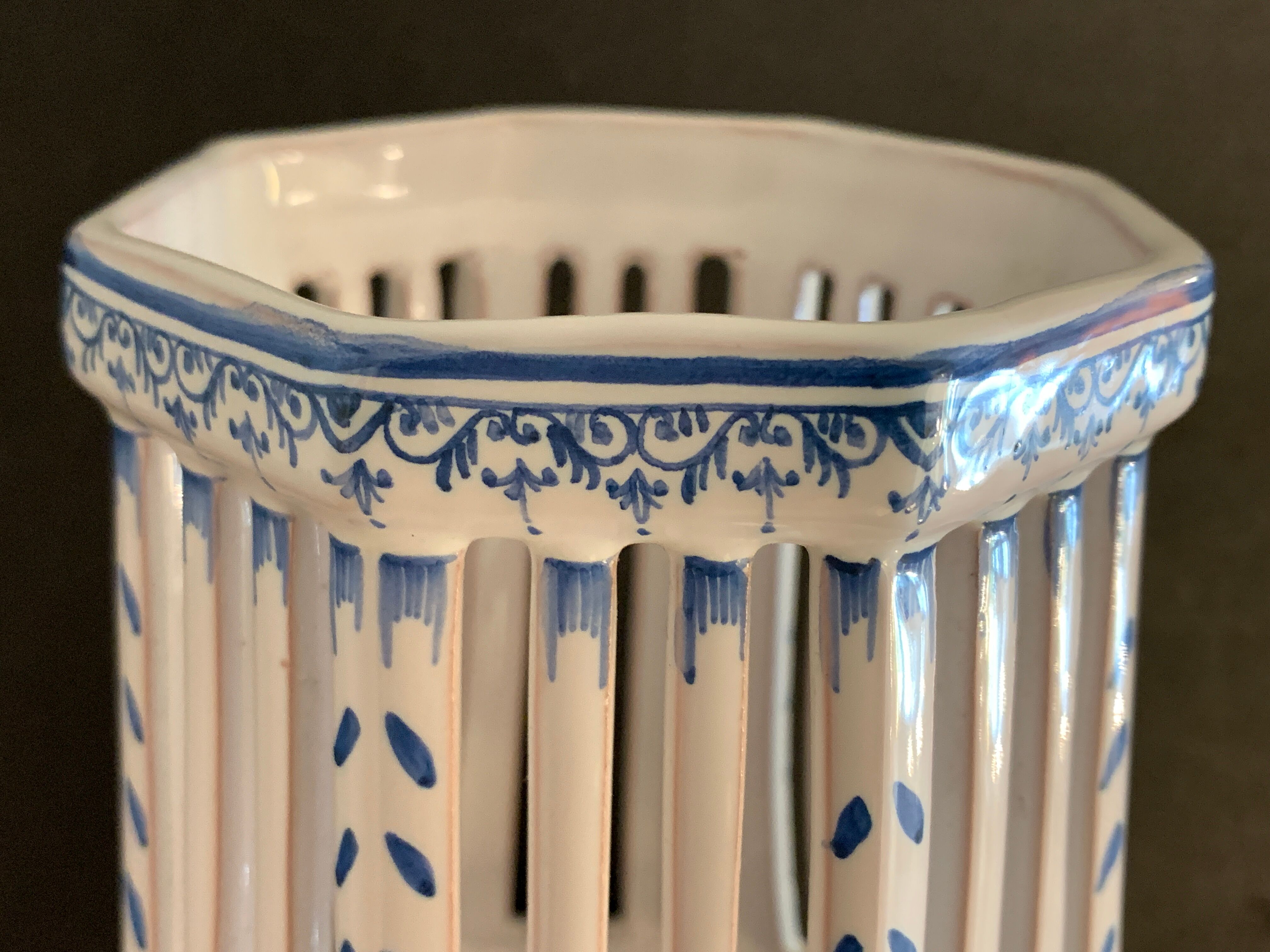 Earthenware lamp Lallier de Moustiers