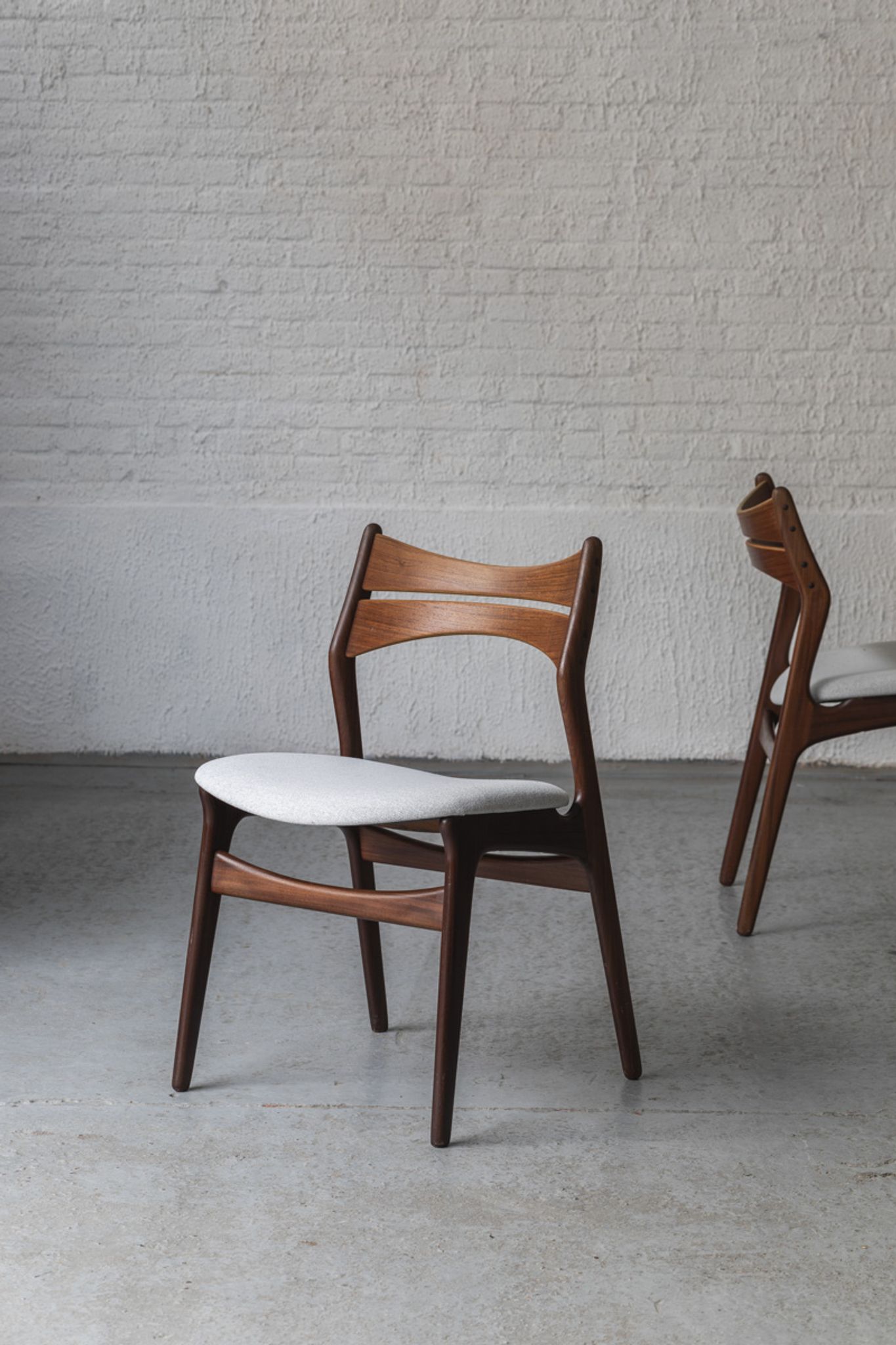 Set of 4 dining chairs ‘model 310’ by Erik Buch for Chr. Christensens Møbelfabrik, Danish design, 60