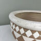 Cache pot vintage graphique