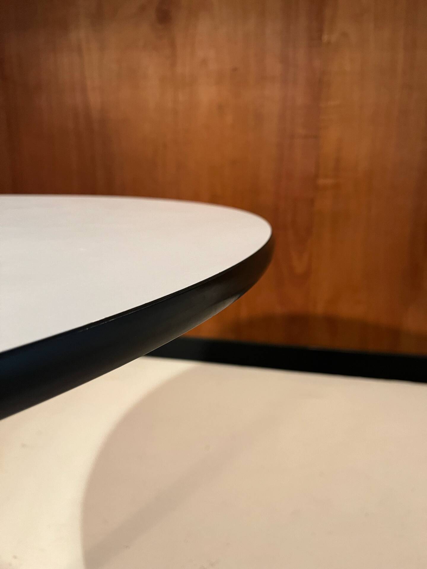 Vintage table, Eames design - Herman Miller USA edition