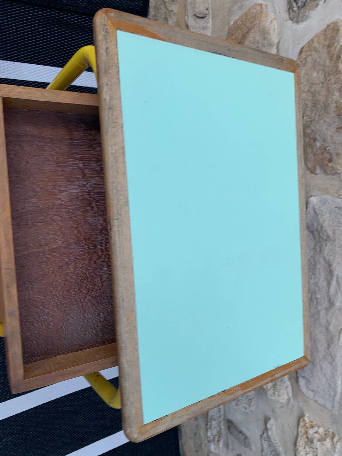 School desk with chair